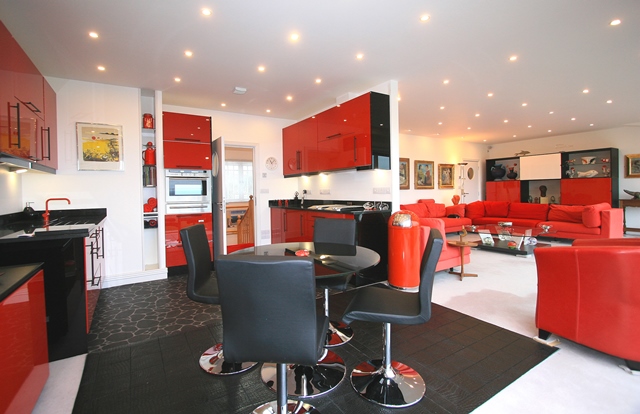 Kitchen to Drawing Room.JPG